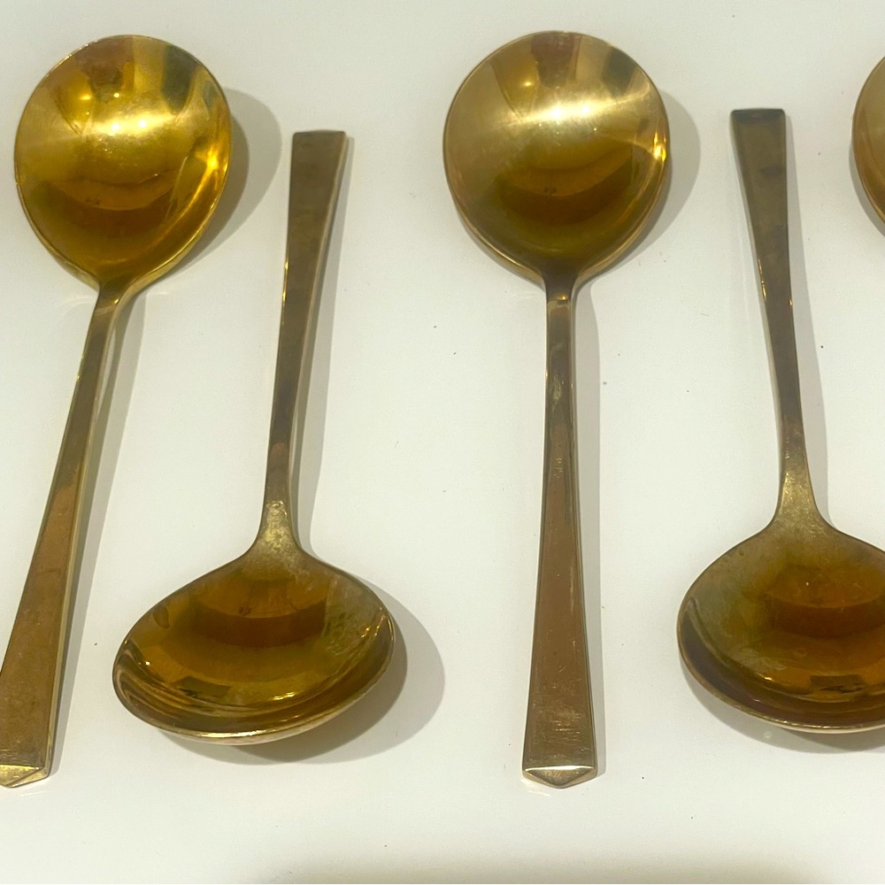 Vintage Dirigold Dirilyte 8 Soup Spoons Goldware Empress Flatware MCM - Picture 3 of 7